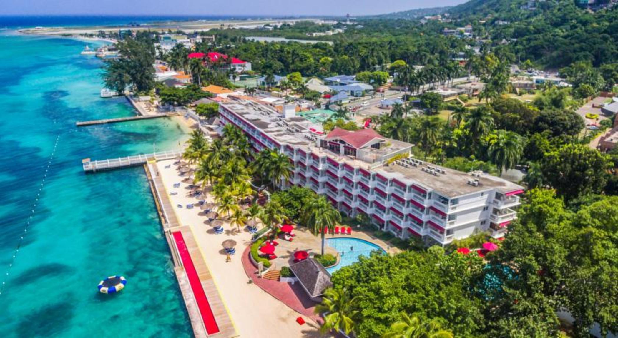 Grand Decameron Montego Beach, A Trademark All-Inclusive Resort Montego Bay Exterior photo